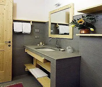 Farm stay La Fiorida Mantello